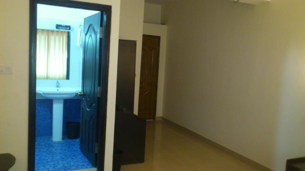 מלון Devanahalli Airport Residency מראה חיצוני תמונה